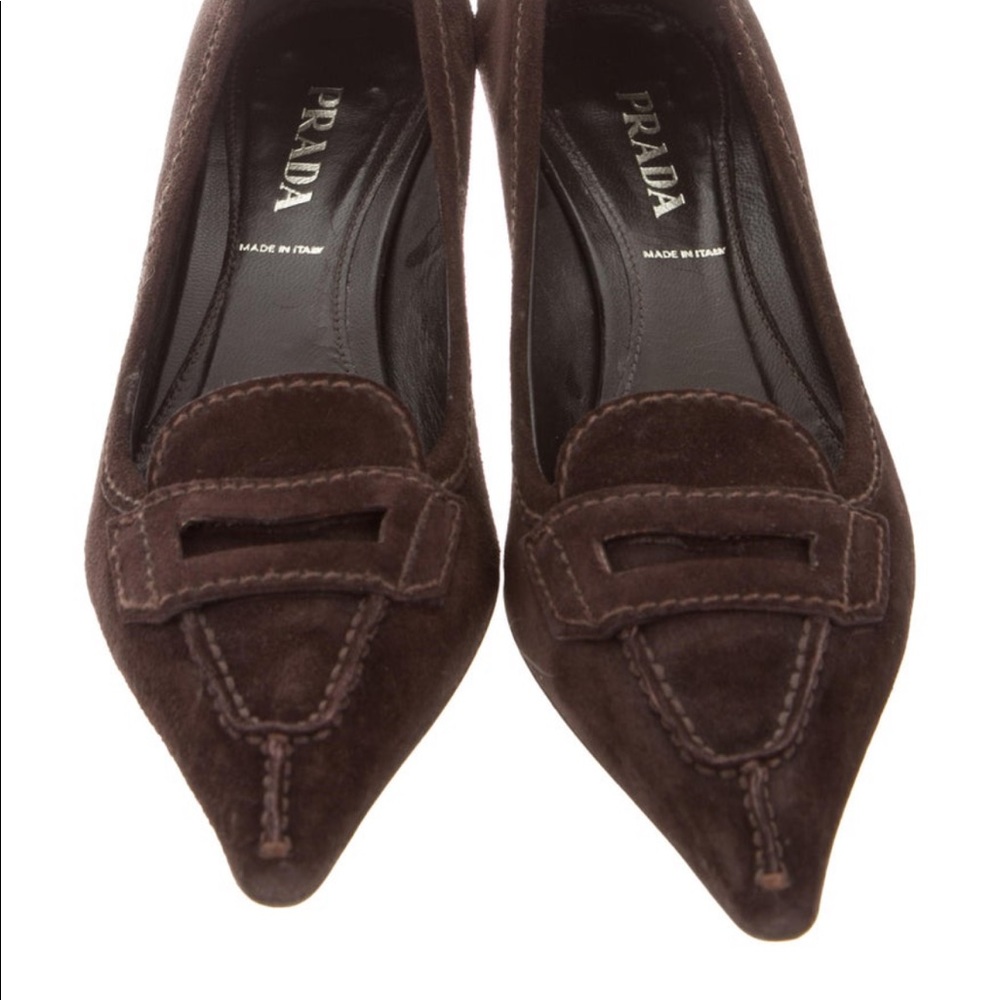 Vintage PRADA Kitten Healed Brown Suede Pointed-Toe Pumps with Tonal Stitching